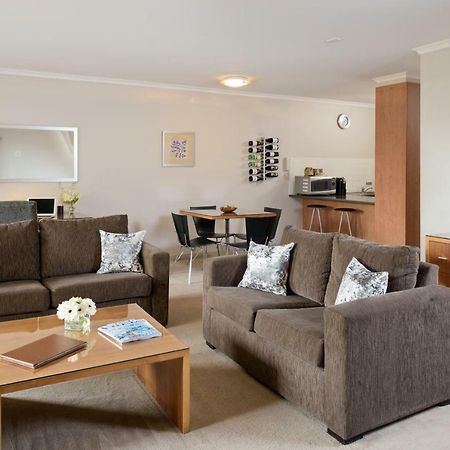 Ringwood Royale Aparthotel ภายนอก รูปภาพ