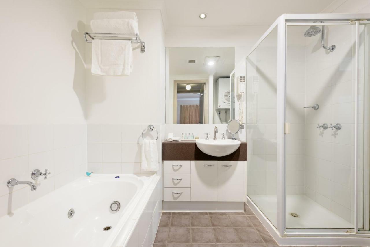 Ringwood Royale Aparthotel ภายนอก รูปภาพ